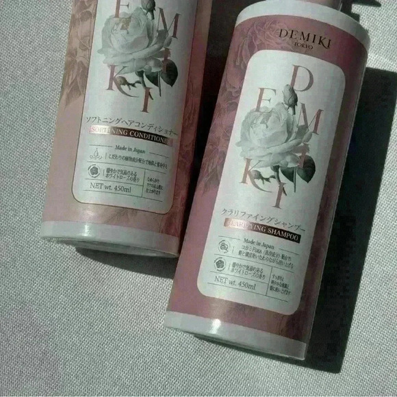 NWT Demiki Clarifying Shampoo + Softening Conditioner Haircare - Picture 3 of 4